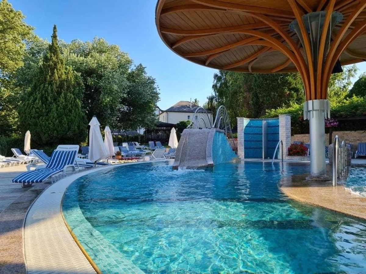 Spa Residence Carbona Aloe Lux Apartman Heviz Exterior photo